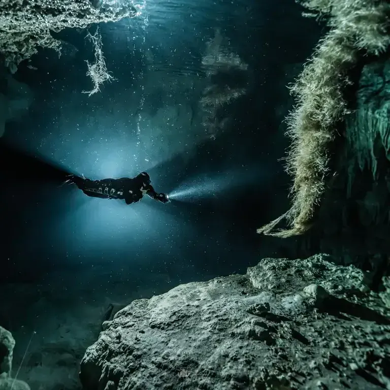 CCR Fun diving in the cenote cavern and caves of Mexico